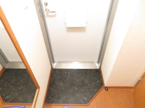 レオパレスウォームコーポ深阪
