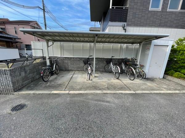 レオパレスレイクさやま