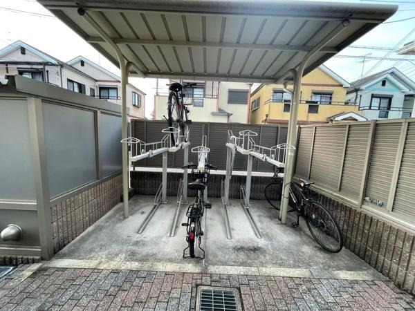 レオパレスレインボー松ヶ丘