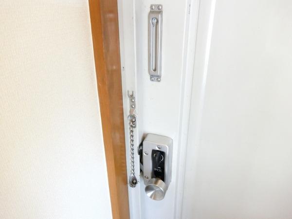 バイオレット輝