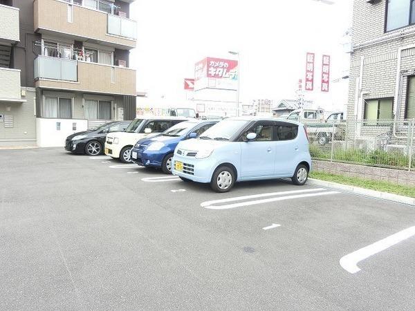 ファミールタカゼン　Ｅ棟
