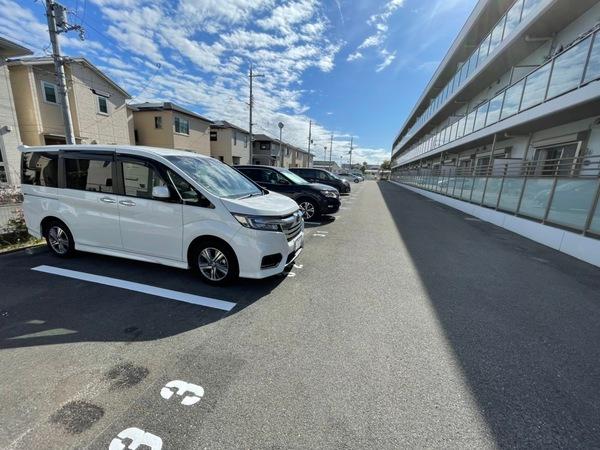 大阪狭山市東野西１丁目のマンション