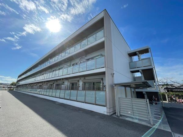 大阪狭山市東野西１丁目のマンション