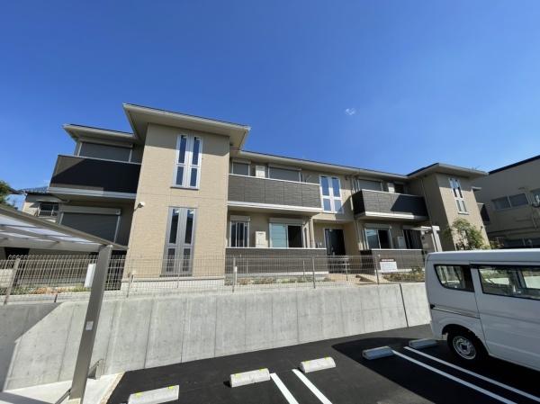 大阪狭山市金剛１丁目のハイツ
