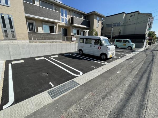 大阪狭山市金剛１丁目のハイツ