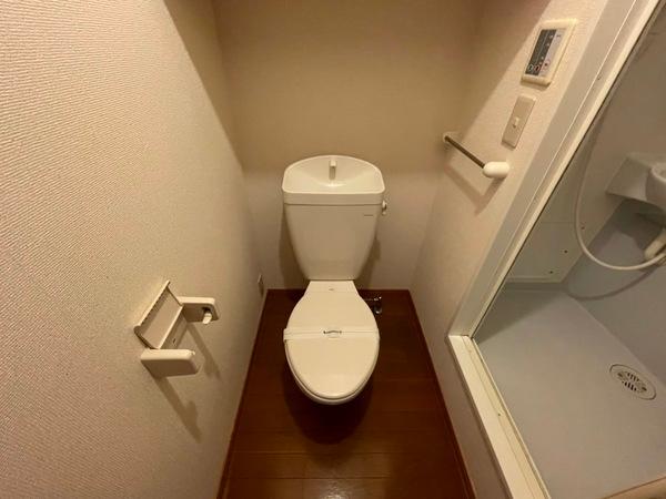 レオパレスレイクさやま