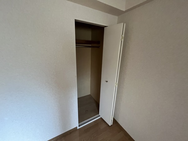 エクセレンシーアイ