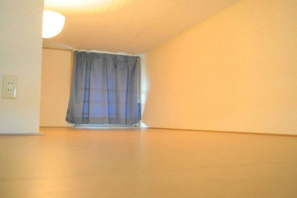 レオパレス和泉アベニール
