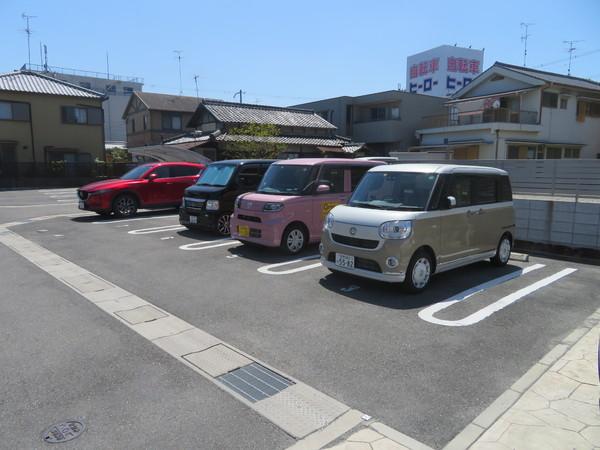 レフィナード
