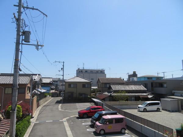 レフィナード