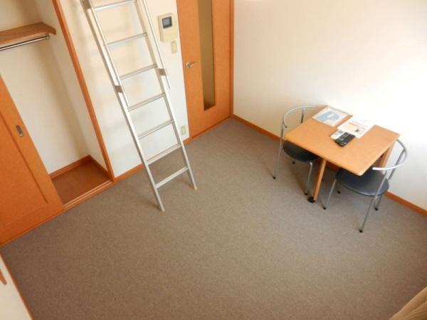 レオパレスフォレストいずみ