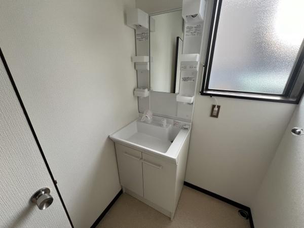 池尻中3丁目貸家