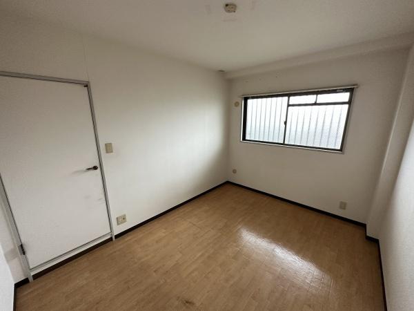 ヒカリハイツドイ２号館