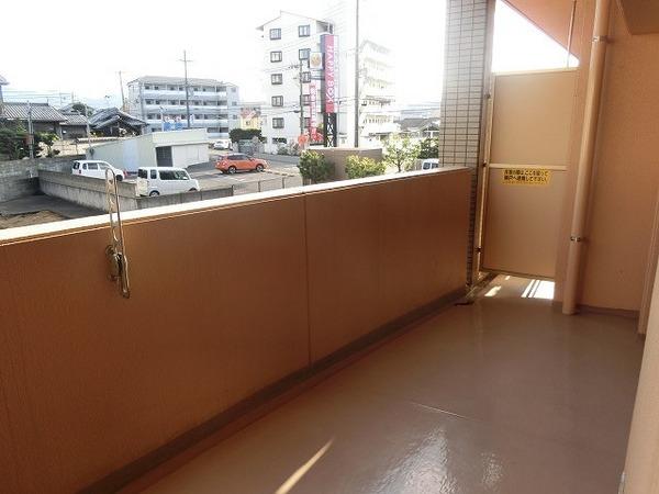 シャルマン和泉