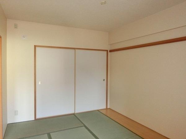 シャルマン和泉