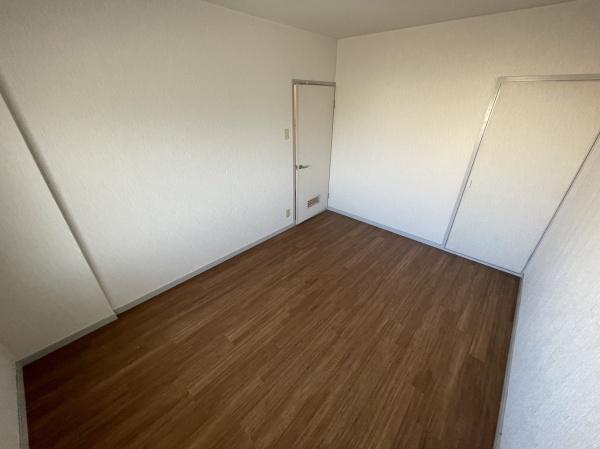 アプティ3番館