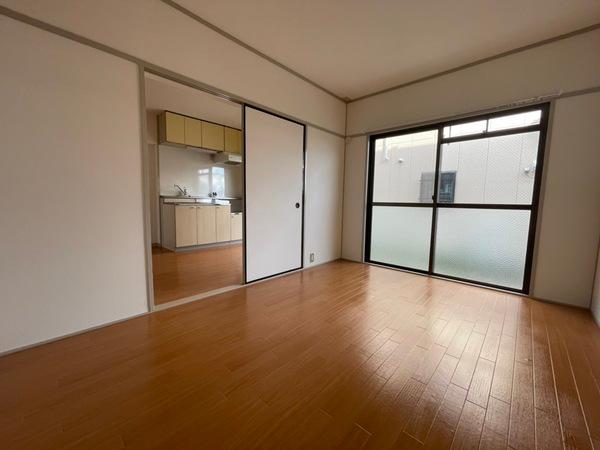 コピアス小山