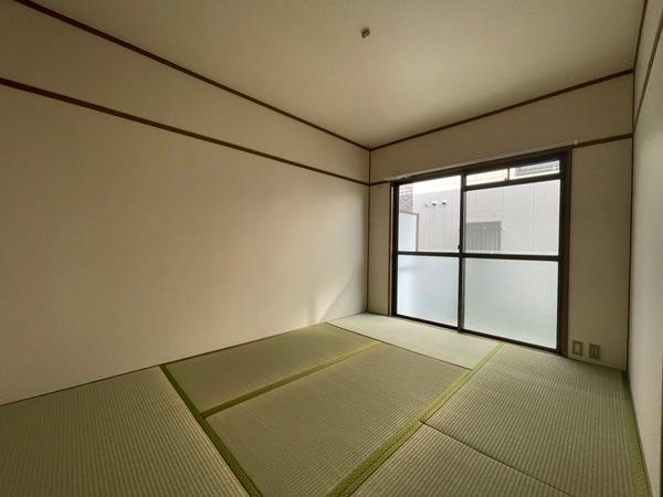コピアス小山