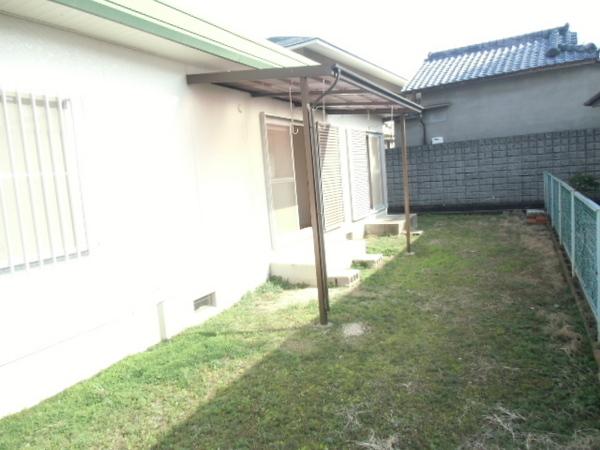 シャトードイワネホ号館