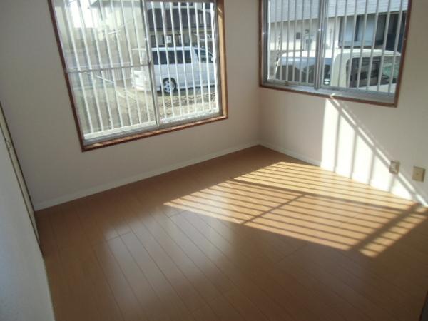 シャトードイワネホ号館
