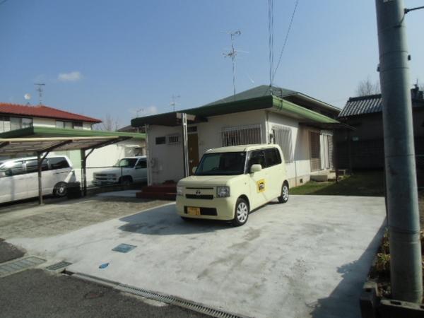 シャトードイワネホ号館