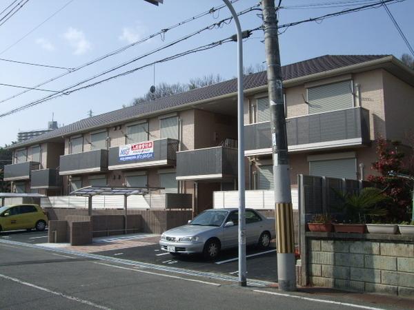 シャーメゾン昭栄
