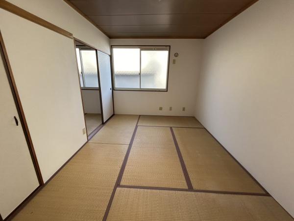 シャトードイワネＯ号館
