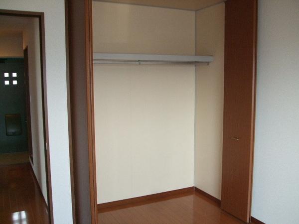 メゾンジュノー