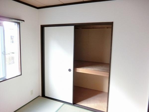 ロイヤルハイツ光明池