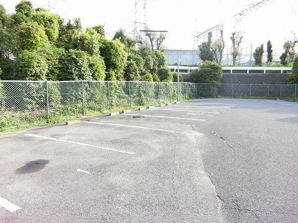 ロイヤルハイツ光明池
