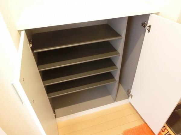 シャーメゾン　サンクチュエール