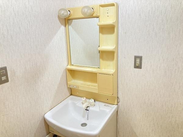 ハイツ大杉