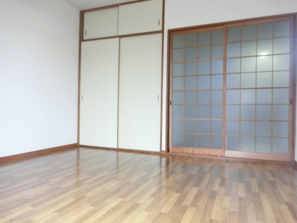 光ハイツ・杉本