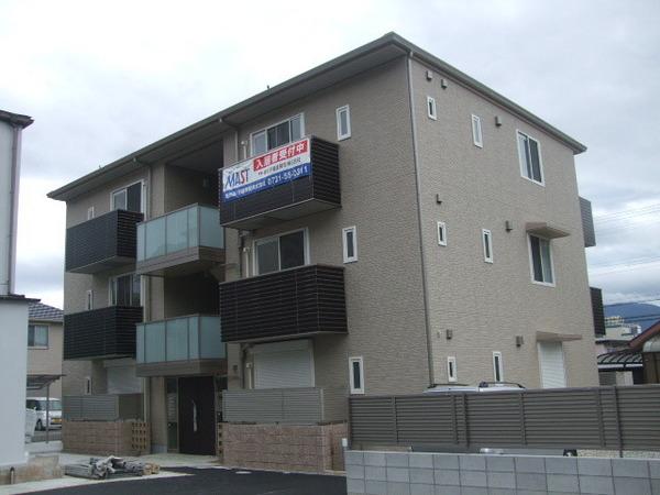 シャーメゾン　ケネン　ボーム