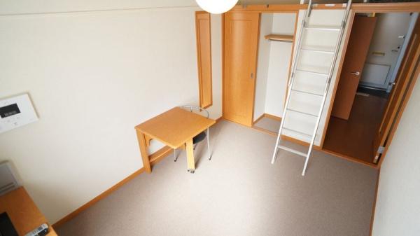 レオパレスＳＫＹ　ＣＯＵＲＴ