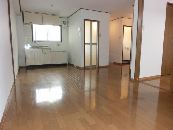 川端マンション