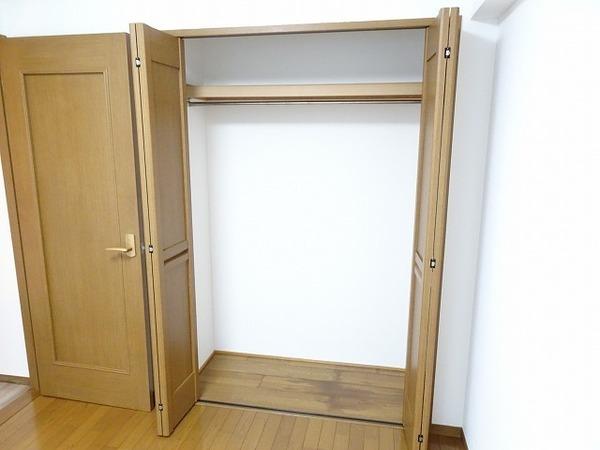 プレアール初芝