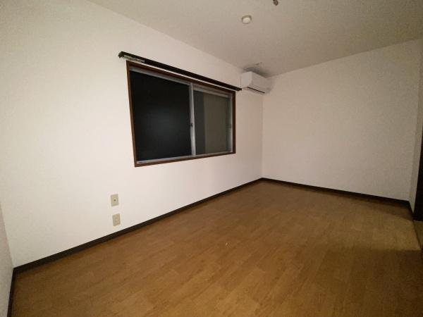 タウニィハイツ金剛