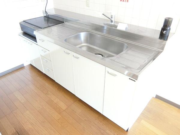 ウエスト　イン　ヒルズ