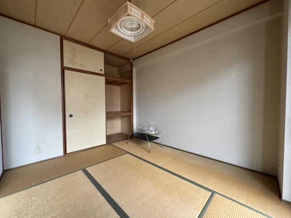 富田林市大字須賀のマンション