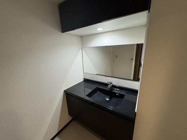 富田林市大字須賀のマンション