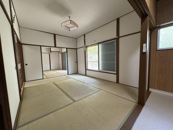 河内長野市末広町の貸家