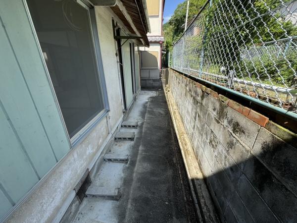 河内長野市末広町の貸家