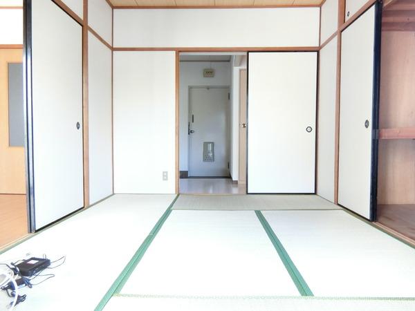 小山マンション