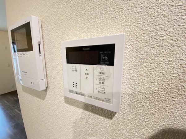 シャーメゾン　ドエル