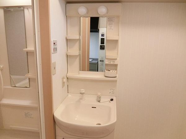 メゾン長曽根Ｂ棟