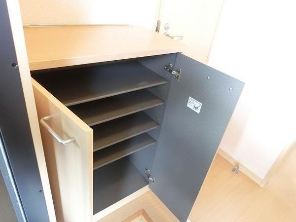 アドラブール