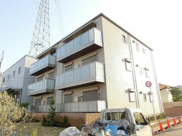 シャーメゾン　フレール