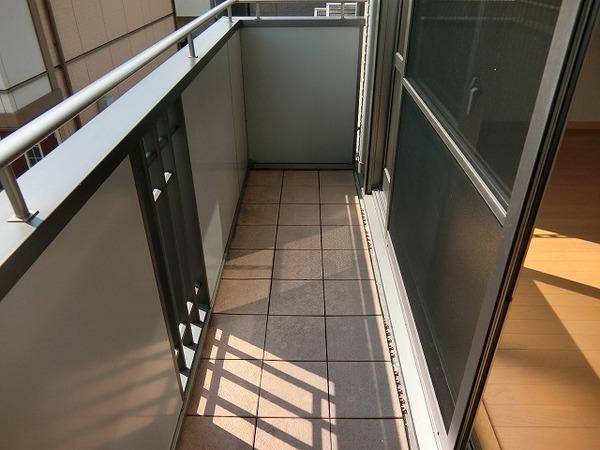 リバーシャトーなかもず