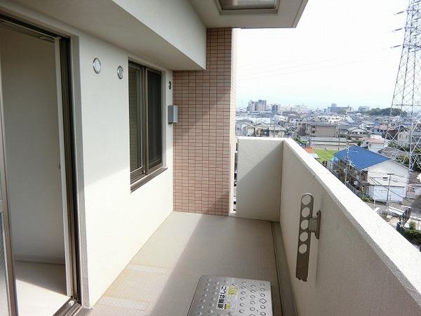 シュワーブ三国ヶ丘
